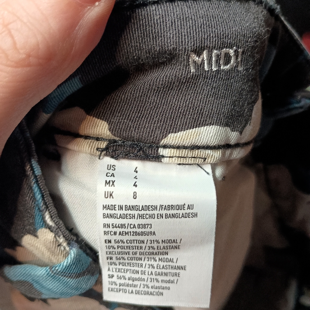 American‎ Eagle Floral Midi Shorts - Picture 6 of 6